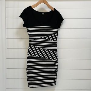 Guess Short Sleeve Bandage Dress - Size Small